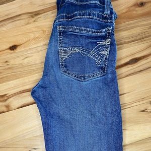 Wrangler 20x; size 11 regulars ; slightly used